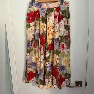Vibrant Floral A-Line Skirt. Geiger of Austria. Waist 28”